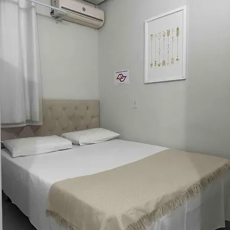 Apartamento Kitnet 205 No Centro Com Ar Condiciona E Tv Smart Montes Claros Exterior foto
