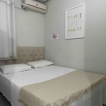 Apartamento Kitnet 205 No Centro Com Ar Condiciona E Tv Smart Montes Claros Exterior foto