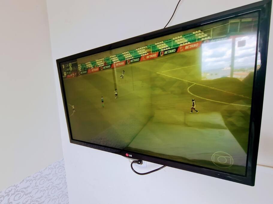 Kitnet 205 No Centro Com Ar Condiciona E Tv Smart Montes Claros